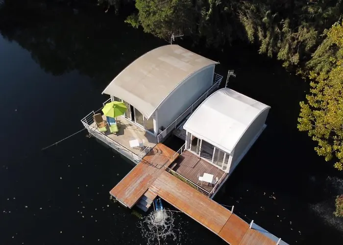 Floating House Embe Experience
